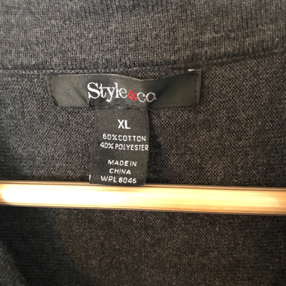 Grey sweater - Picture 2 of 2
